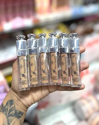 Corretivo Liquido Toque Special Cores separar que esteve. Disponíveis