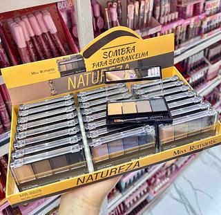 Sombra de Sobrancelha Cores separar que estevem disponíveis Miss Romantic