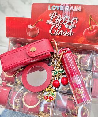 LIP GLOSS COM CHAVEIRO LOVE RAIN