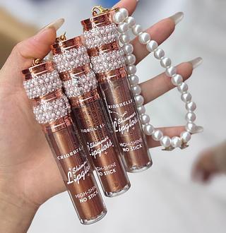 Lip Gloss Com chaveiro Criavelle Cores separar que estevem disponíveis