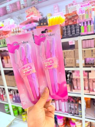 Navalha para sobrancelha