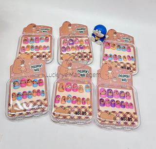 Unha infantil ( Sortido )