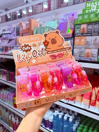 Lip Gloss Capivara Miss Betty Black FRIDAY