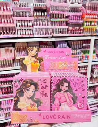 Paleta de sombra Love Rain separar que estevem disponível