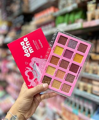 Paleta de Sombras dopa Mone Love Potion Rubyrose