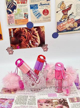 Lip gloss com Chaveiro Bobbi Rara ( Cor Sortido )