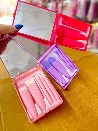 Kit pincel Cores separar que estevem disponíveis