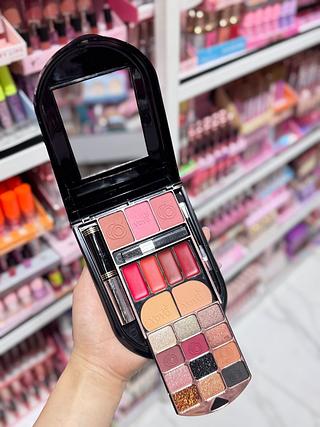 Estojo de maquiagem Yoyomaquiamor