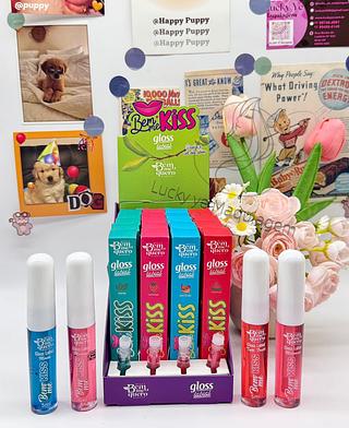 Gloss Labial KISS Bem me Quero ( Cor Sortido )