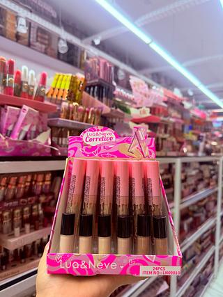 Corretivo Líquido Lua e neve Cores separar que estevem disponível